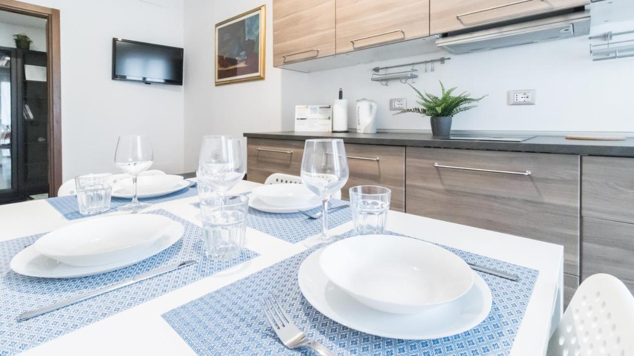 Italianway-Gramsci 2 Apartment Milan Bagian luar foto